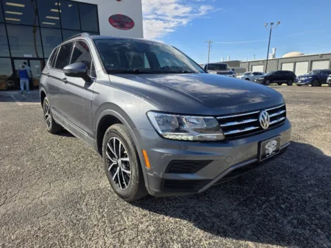 Gray 2021 VOLKSWAGEN TIGUAN SE for sale in Abilene, TX