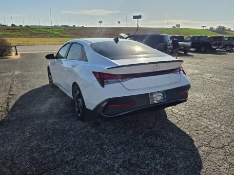 More photos of 2025 HYUNDAI ELANTRA SEL SPORT at Williams Group Auto, TX