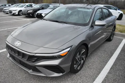 More photos of 2025 Hyundai Elantra Limited at Exclusive Motorcars, MD