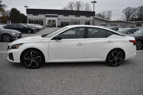 More photos of 2024 Nissan Altima 2.5 SR at Exclusive Motorcars, MD