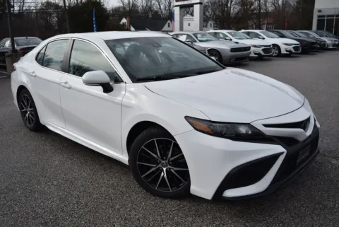 White 2023 Toyota Camry SE for sale in Randallstown, MD