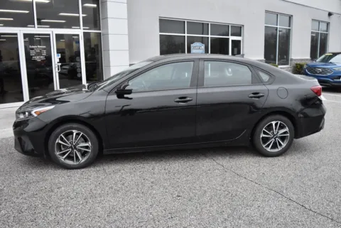 More photos of 2023 Kia Forte LXS at Exclusive Motorcars, MD