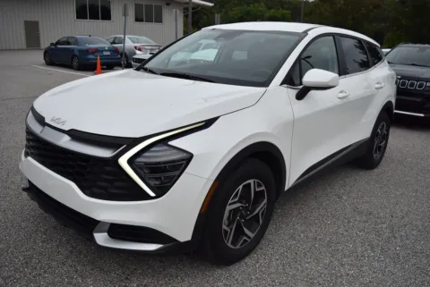 More photos of 2024 Kia Sportage LX at Exclusive Motorcars, MD