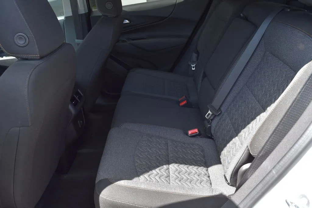 Chevrolet Equinox photo 9