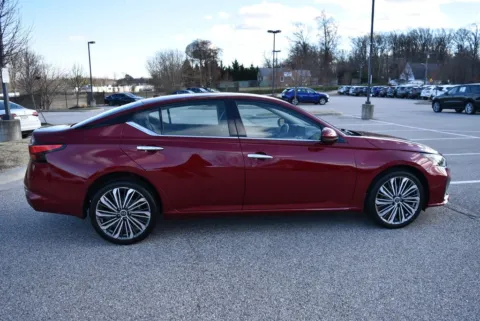 Photos of 2023 Nissan Altima 2.5 SL for sale in Randallstown, MD at Exclusive Motorcars