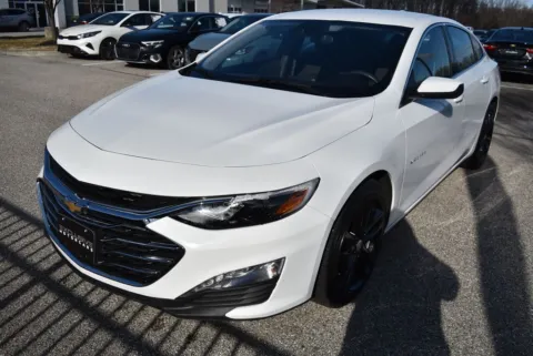 More photos of 2025 Chevrolet Malibu LT at Exclusive Motorcars, MD