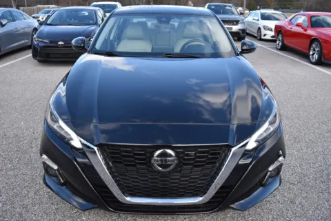 Photos of 2022 Nissan Altima 2.5 SL for sale in Randallstown, MD at Exclusive Motorcars
