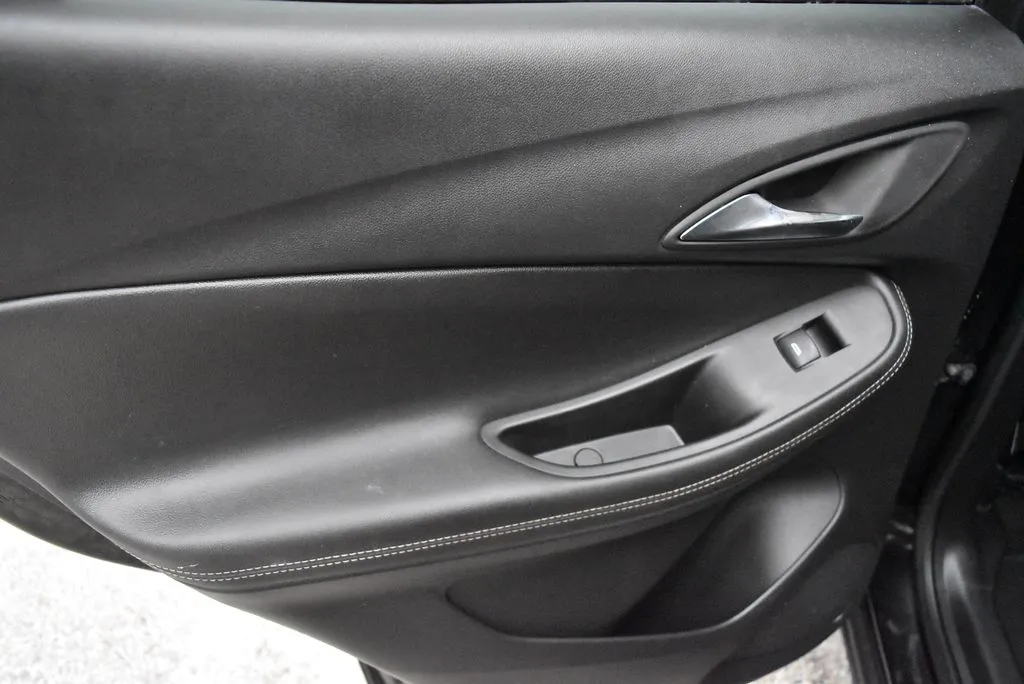Buick Encore GX photo 12