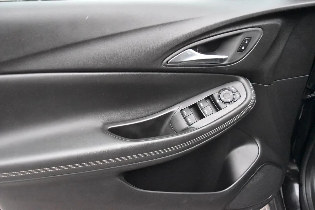 Buick Encore GX photo 10
