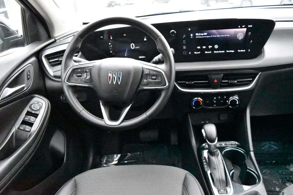 Buick Encore GX photo 13