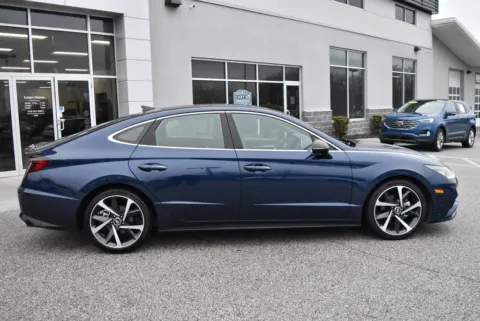 Photos of 2022 Hyundai Sonata SEL Plus for sale in Randallstown, MD at Exclusive Motorcars