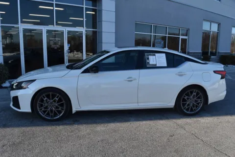 More photos of 2023 Nissan Altima 2.0 SR at Exclusive Motorcars, MD