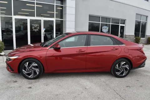 More photos of 2025 Hyundai Elantra SEL Convenience at Exclusive Motorcars, MD