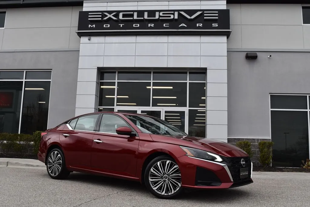 Red 2023 Nissan Altima 2.5 SL for sale in Randallstown, MD