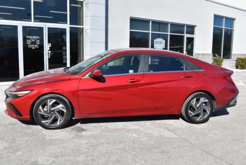 More photos of 2025 Hyundai Elantra SEL Convenience at Exclusive Motorcars, MD