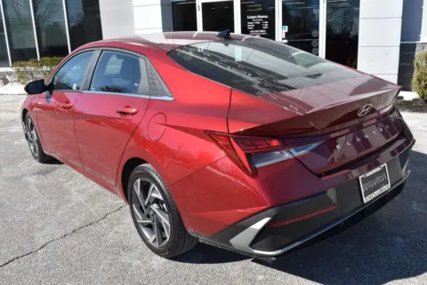 More photos of 2025 Hyundai Elantra SEL Convenience at Exclusive Motorcars, MD