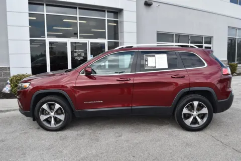 More photos of 2019 Jeep Cherokee Limited at Exclusive Motorcars, MD
