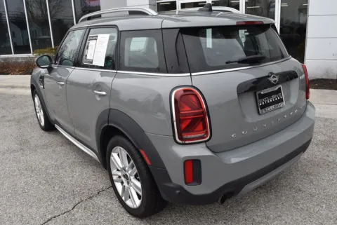 More photos of 2022 MINI Cooper Countryman ALL4 Cooper ALL4 at Exclusive Motorcars, MD