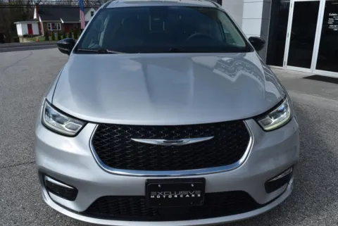 Another view of 2024 Chrysler Pacifica Touring L for sale in Randallstown, MD at Exclusive Motorcars