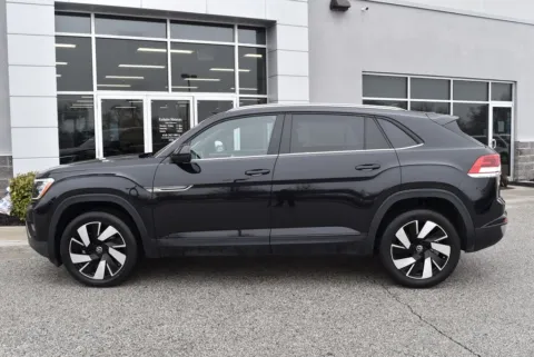 More photos of 2024 Volkswagen Atlas Cross Sport 2.0T SE w/Technology at Exclusive Motorcars, MD