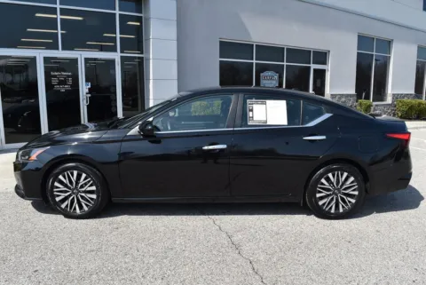 More photos of 2023 Nissan Altima 2.5 SV at Exclusive Motorcars, MD
