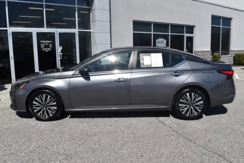 More photos of 2023 Nissan Altima 2.5 SV at Exclusive Motorcars, MD
