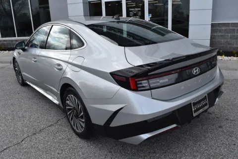 More photos of 2025 Hyundai Sonata Hybrid SEL at Exclusive Motorcars, MD