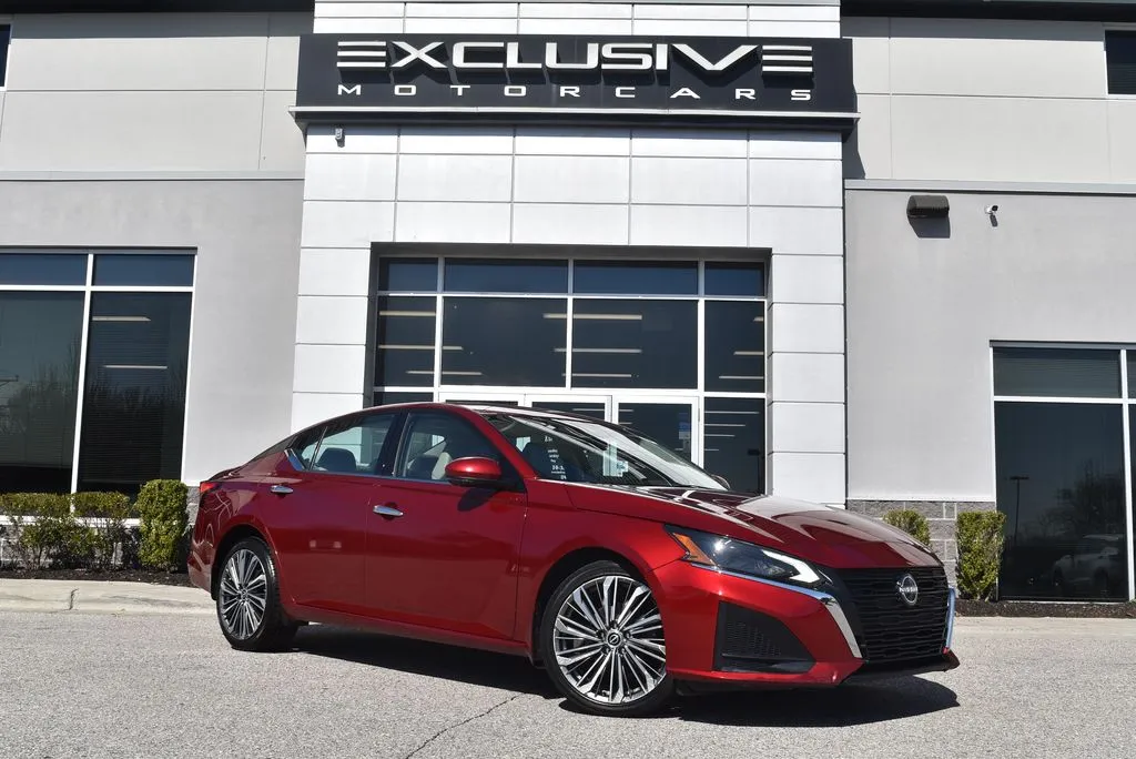 Red 2023 Nissan Altima 2.5 SL for sale in Randallstown, MD