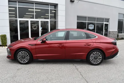 More photos of 2025 Hyundai Sonata Hybrid SEL at Exclusive Motorcars, MD