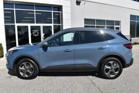 More photos of 2025 Ford Escape ST-Line Select at Exclusive Motorcars, MD