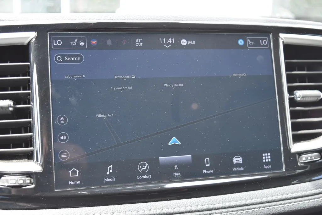 Chrysler Pacifica photo 14