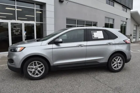 More photos of 2024 Ford Edge SEL at Exclusive Motorcars, MD