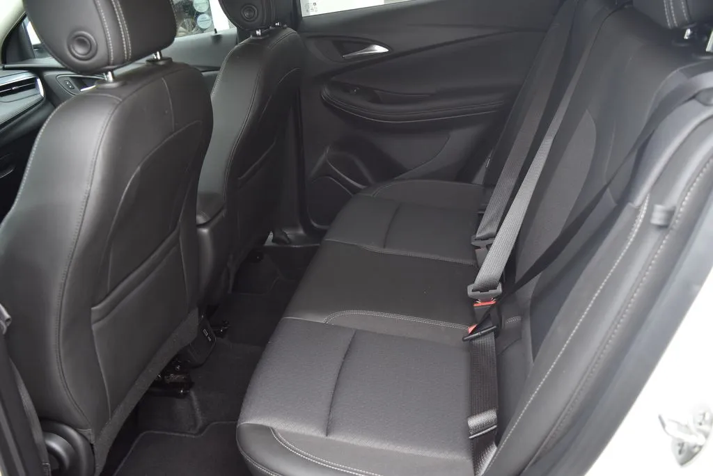 Buick Encore GX photo 10