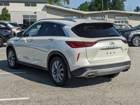 More photos of 2021 INFINITI QX50 LUXE at Exclusive Motorcars, MD