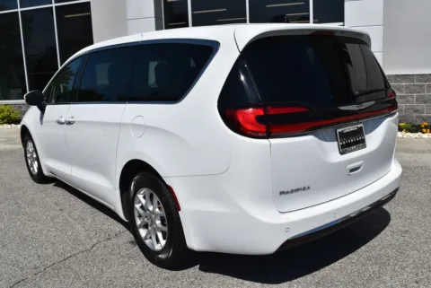 More photos of 2023 Chrysler Pacifica Touring L at Exclusive Motorcars, MD