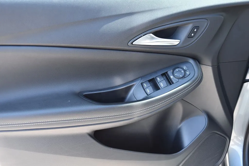 Buick Encore GX photo 9