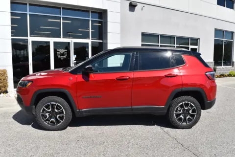 More photos of 2025 Jeep Compass Trailhawk at Exclusive Motorcars, MD