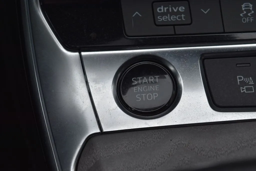 Audi A6 photo 17