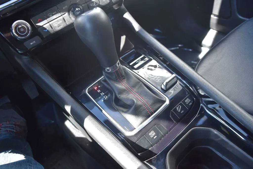 Jeep Compass photo 16
