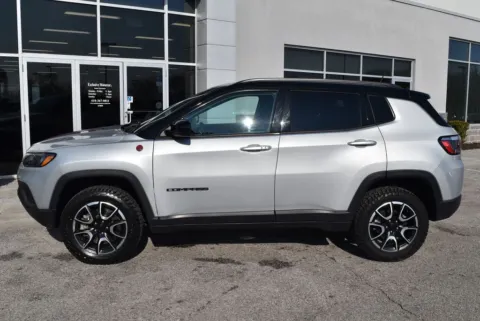 More photos of 2025 Jeep Compass Trailhawk at Exclusive Motorcars, MD