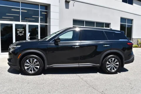 More photos of 2023 INFINITI QX60 PURE at Exclusive Motorcars, MD