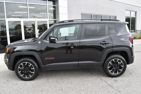 More photos of 2023 Jeep Renegade Trailhawk at Exclusive Motorcars, MD