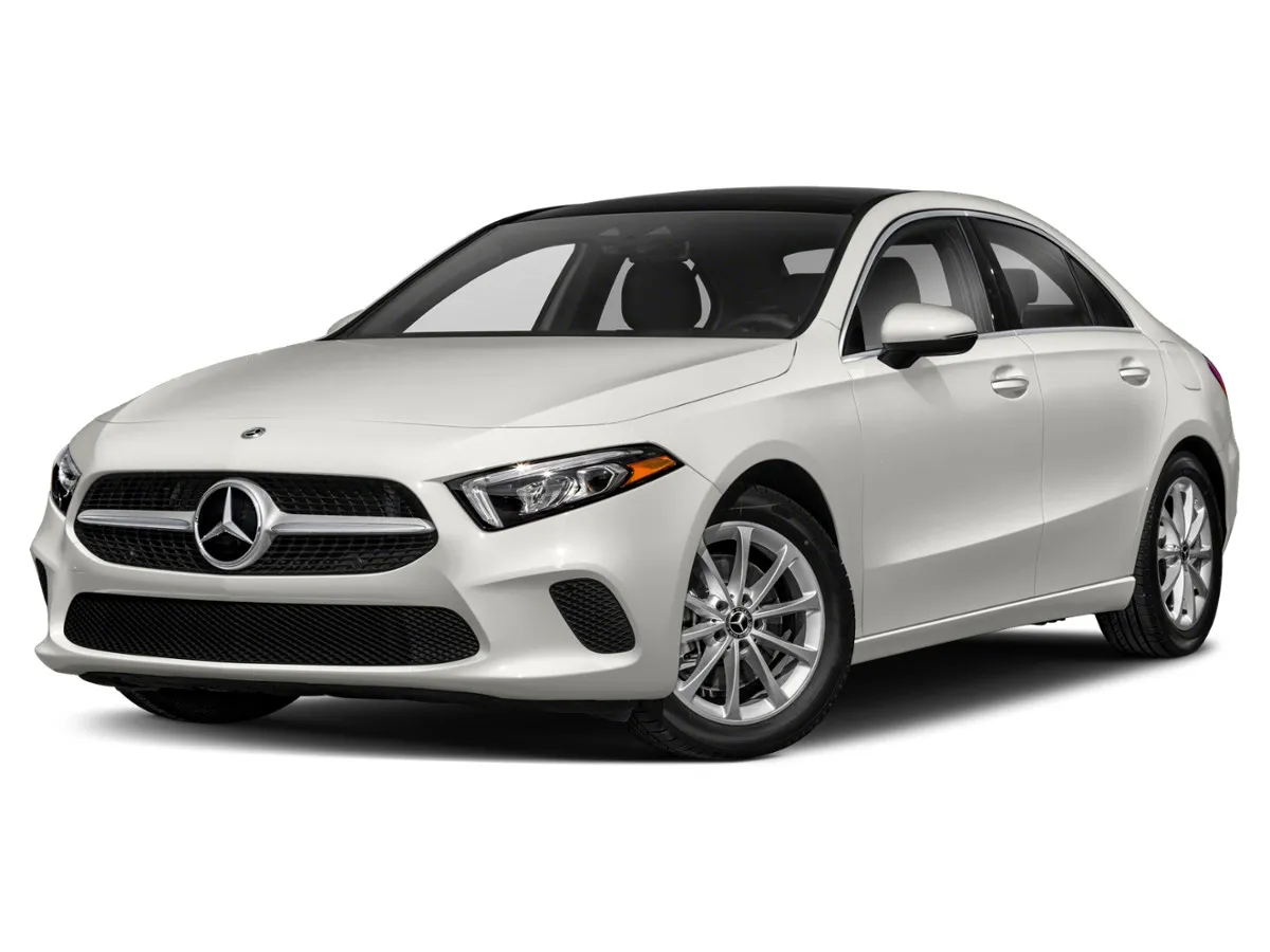 2019 Mercedes-Benz A-Class A220 4MATIC's photo