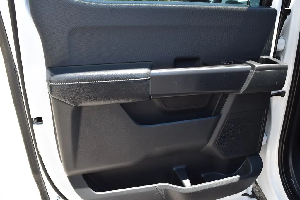 Ford F-150 photo 12