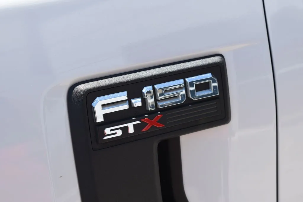Ford F-150 photo 7