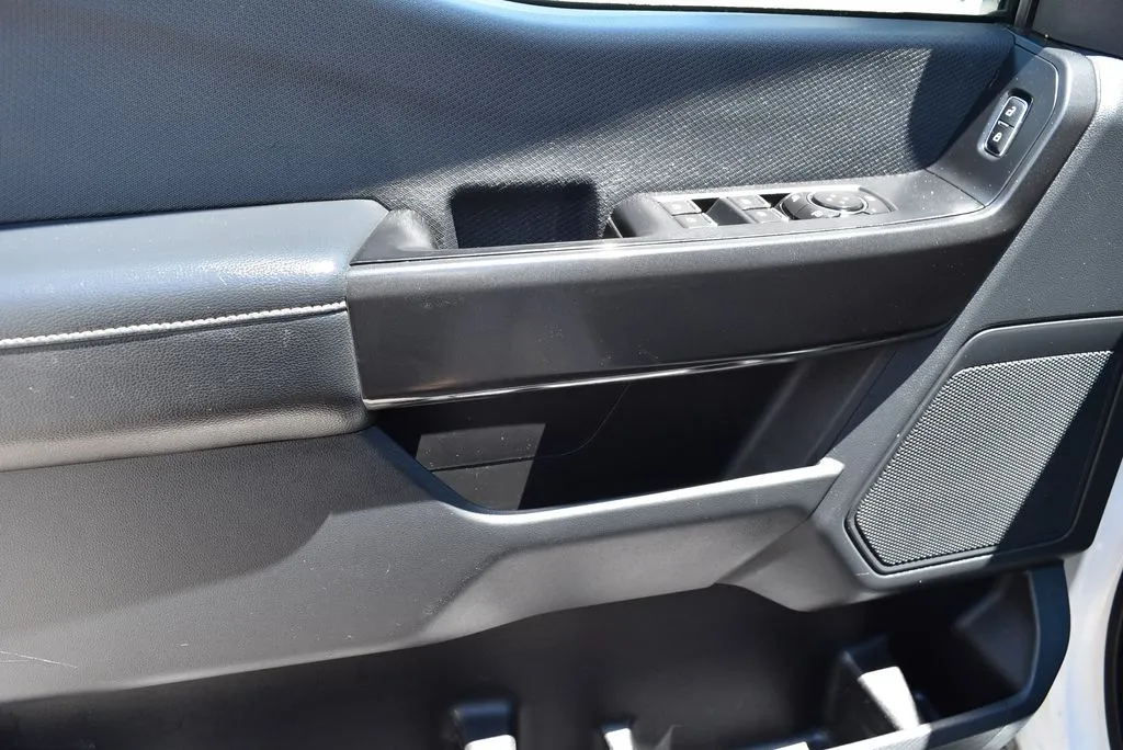 Ford F-150 photo 10