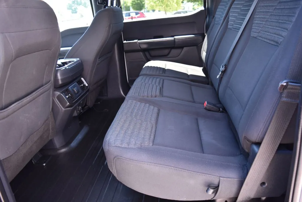Ford F-150 photo 11