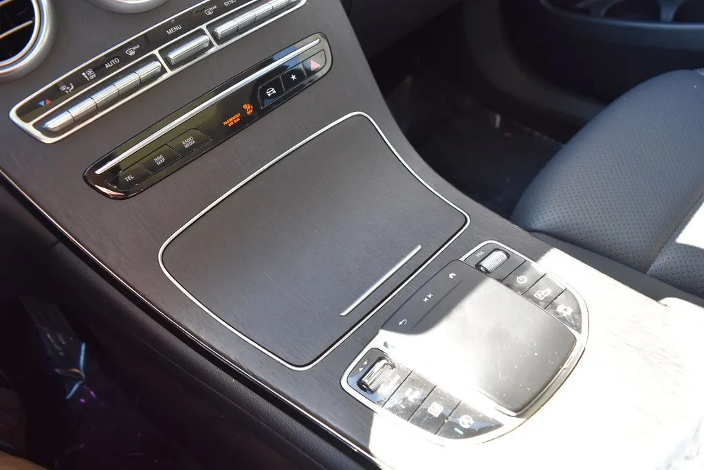 Mercedes-Benz GLC photo 19