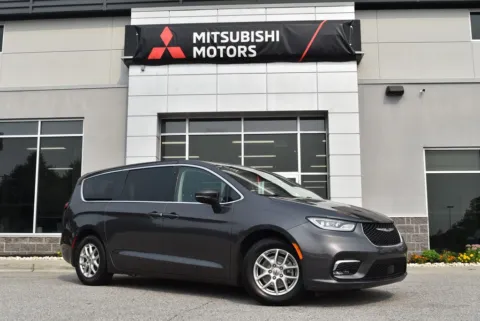 Unknown 2023 Chrysler Pacifica Touring L for sale in Randallstown, MD