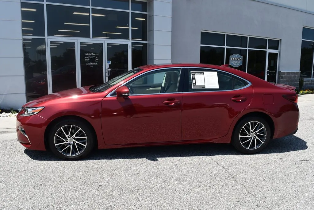 Lexus ES photo 4